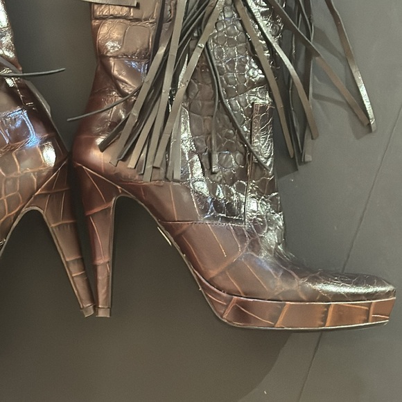 Charles David Brown Crocodile Knee Boots with Tassel - Picture 4 of 17